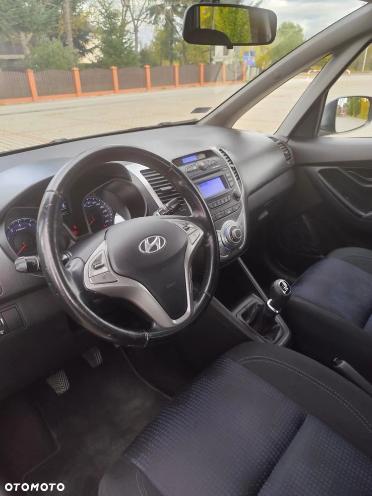 Hyundai ix20 1.4 Premium - 8