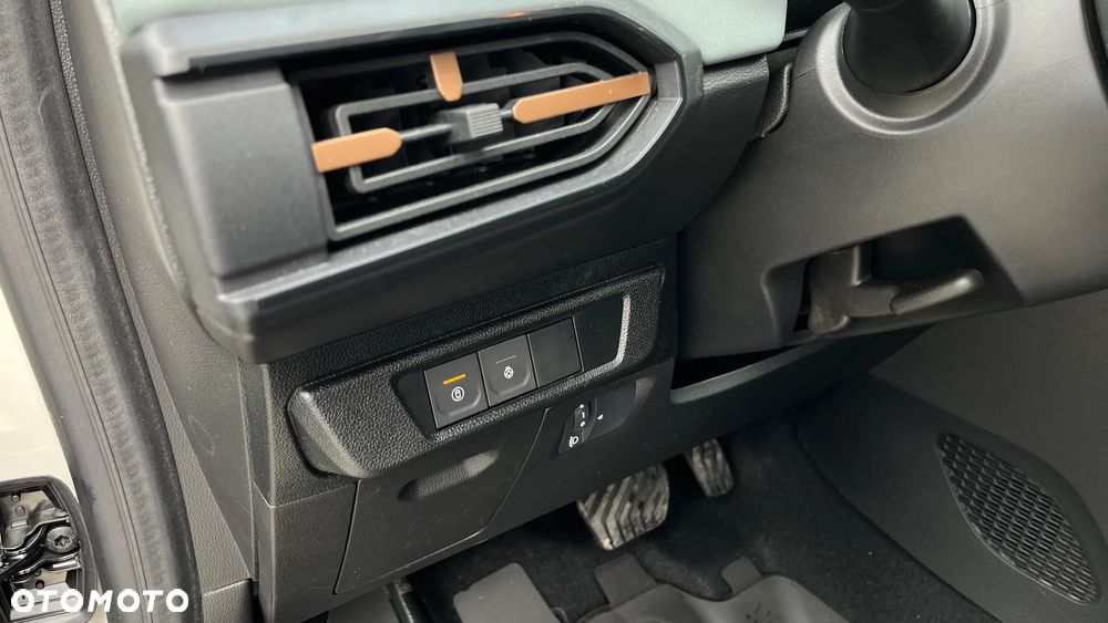 Dacia Jogger 1.8 Full Hybrid 155 Extreme MMT 7os - 11