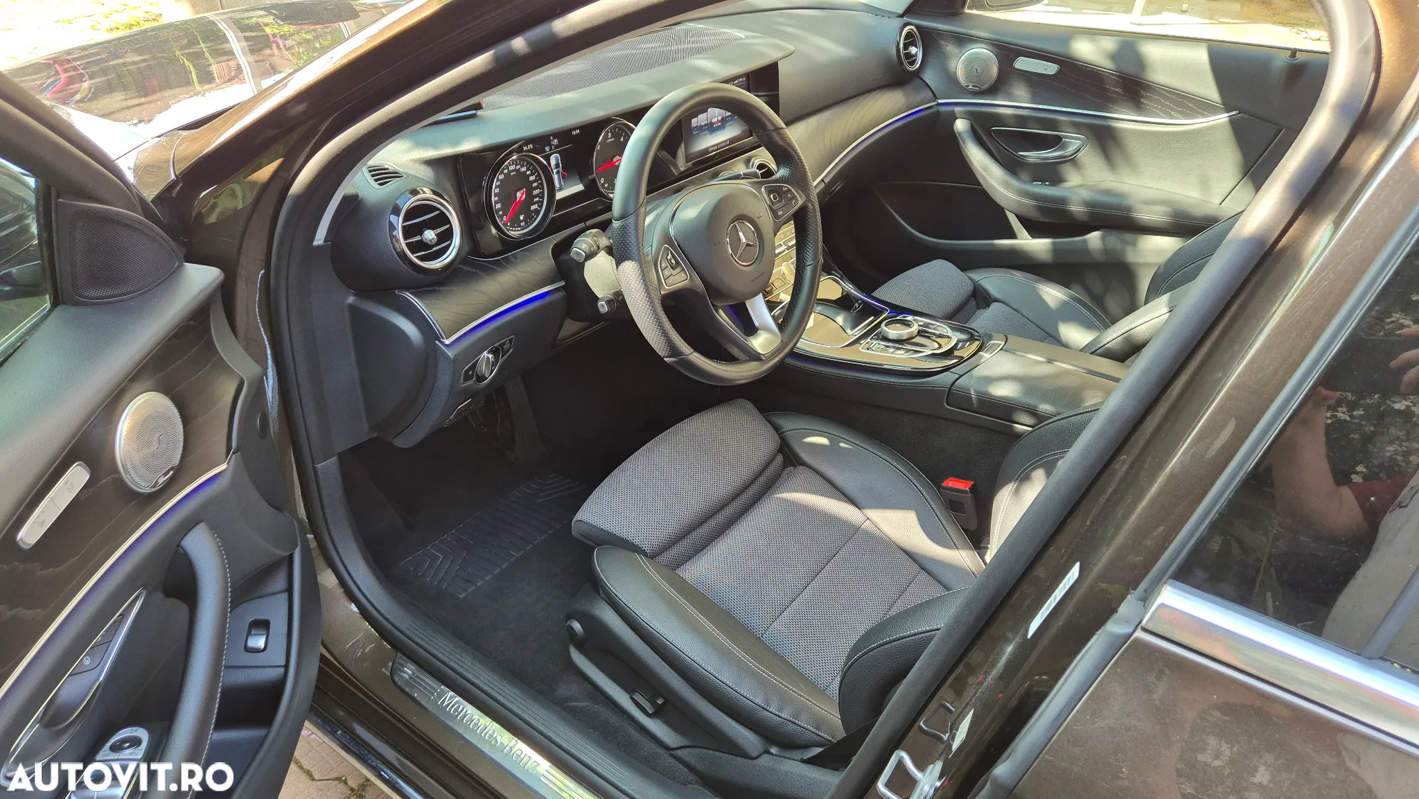 Mercedes-Benz E 220 d T-Modell Aut. - 13