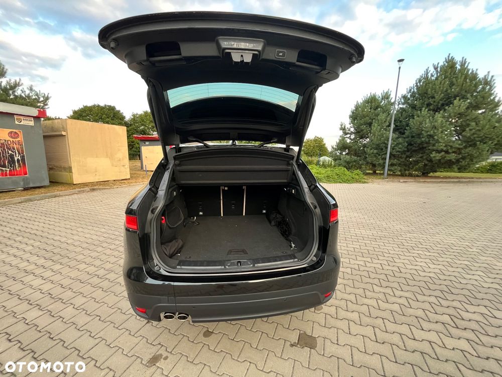 Jaguar F-Pace - 18