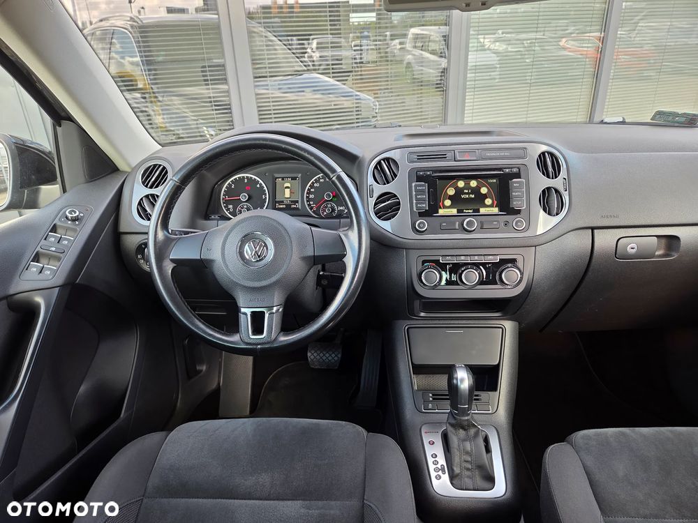 Volkswagen Tiguan 2.0 TDI DPF 4Motion BlueMotion Technology DSG Lounge Sport & Style - 40