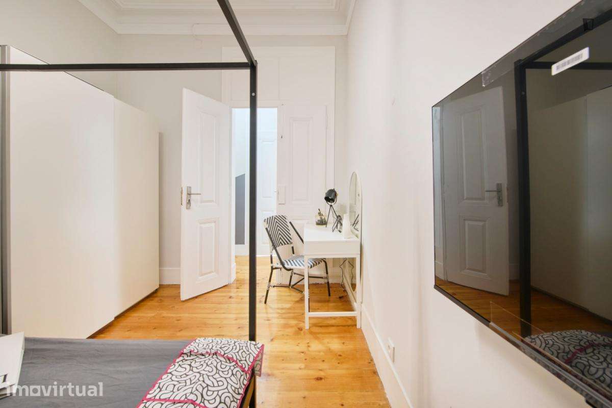 Quarto - localizado em Santos Lisbon - Grande imagem: 5/16