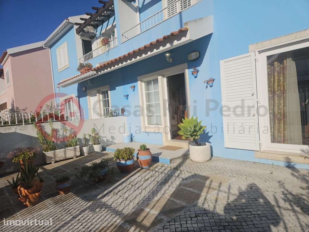 Moradia em Banda T3 com Excelentes Áreas em Sarilhos Pequenos - Grande imagem: 3/31