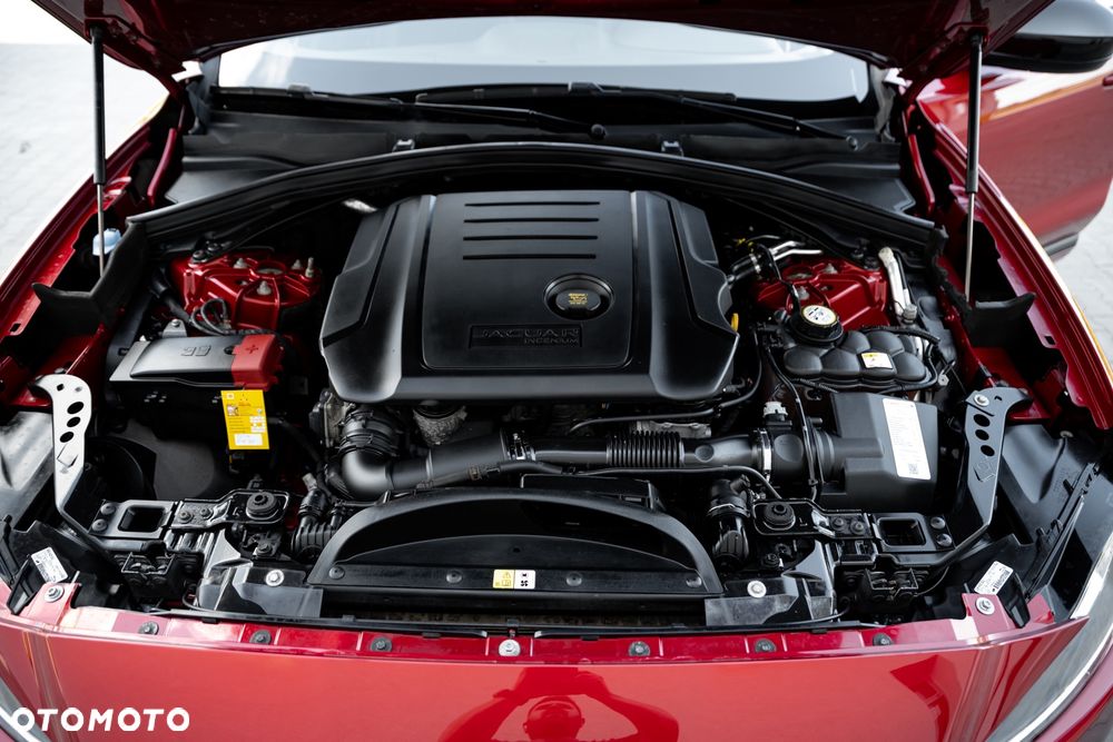 Jaguar F-Pace 20d AWD R-Sport - 39