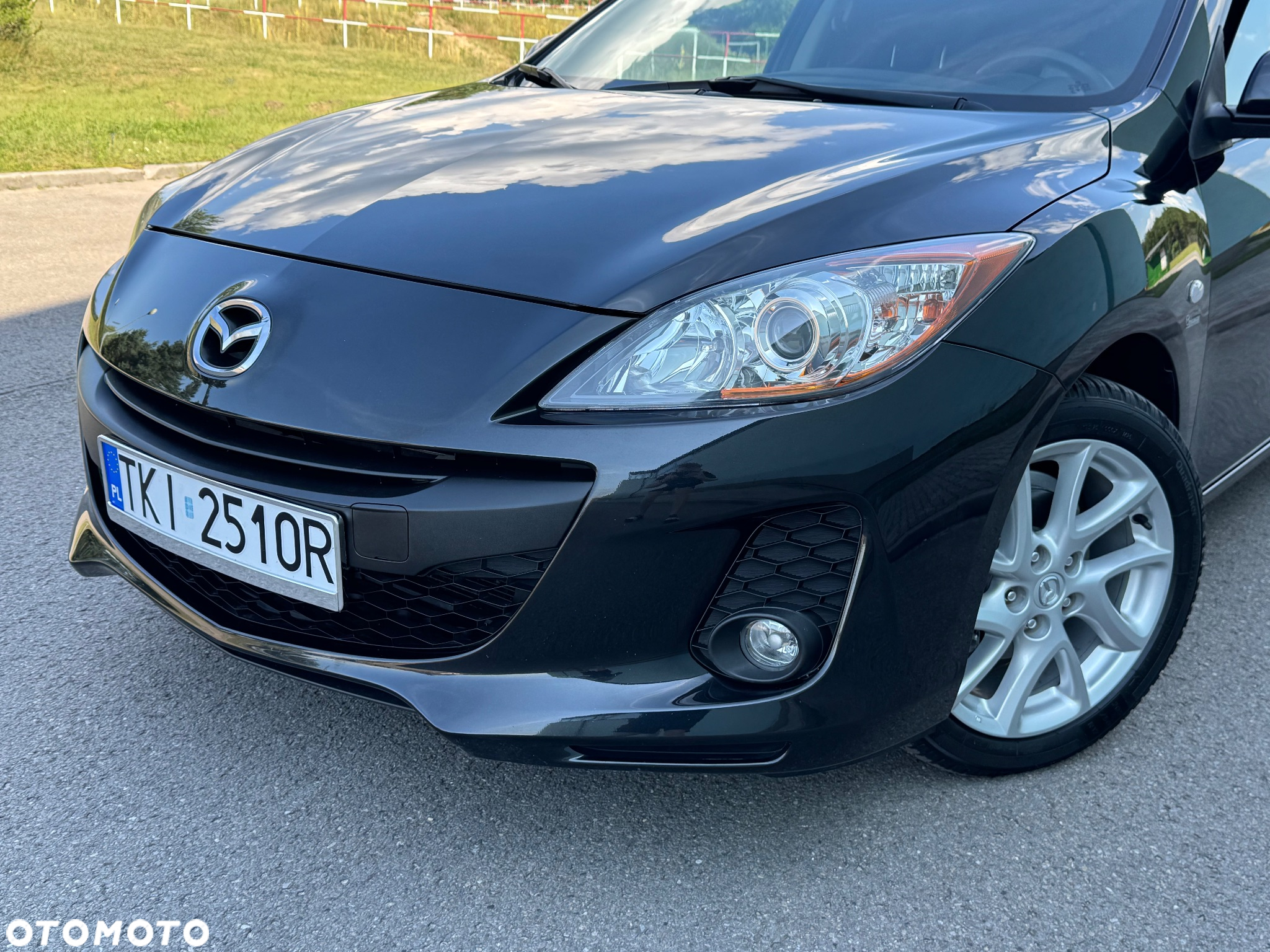 Mazda 3 1.6 Exclusive + - 19