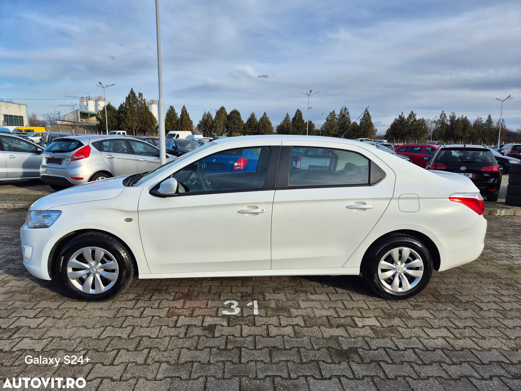 Citroën C-Elysée 1.6 BlueHDi BVM Live - 12