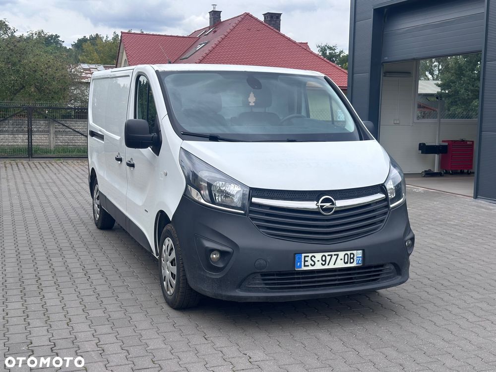Opel Vivaro - 2