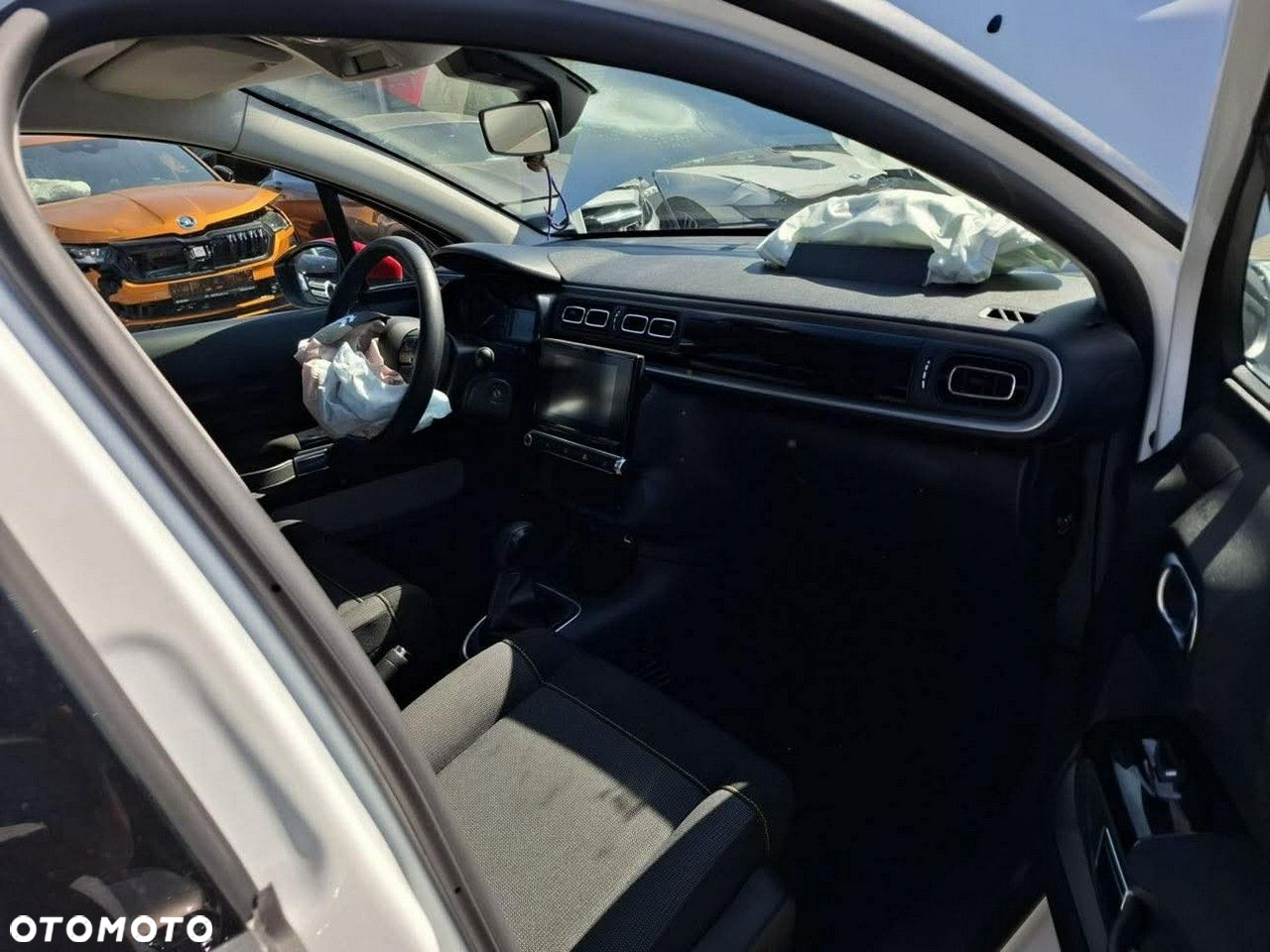 Citroën C3 1.2 PureTech Live - 9