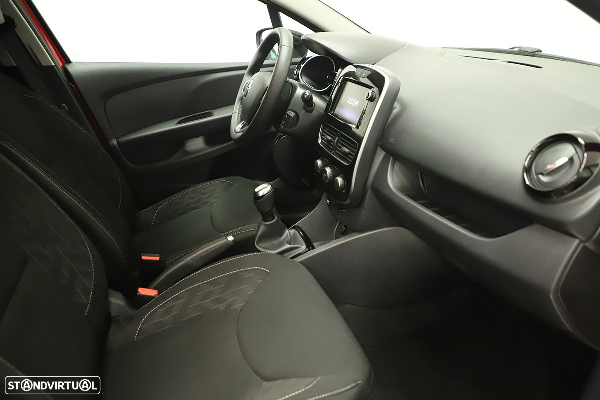 Renault Clio Sport Tourer 0.9 TCe Limited - 19