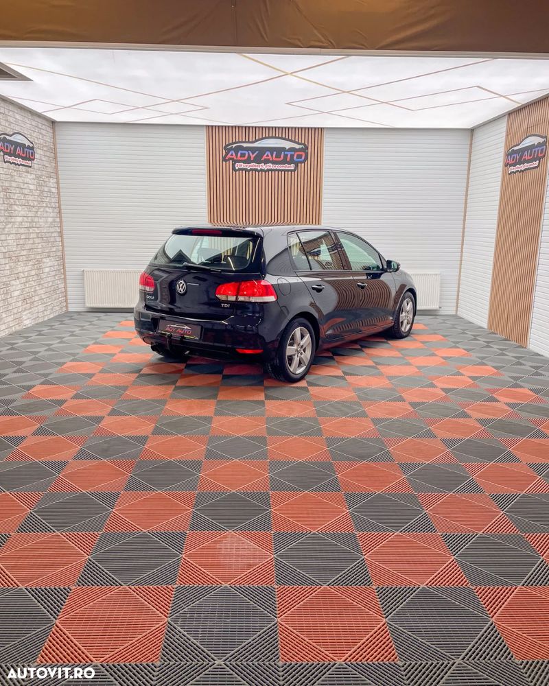 Volkswagen Golf 2.0 TDI DPF Comfortline 119 g - 4