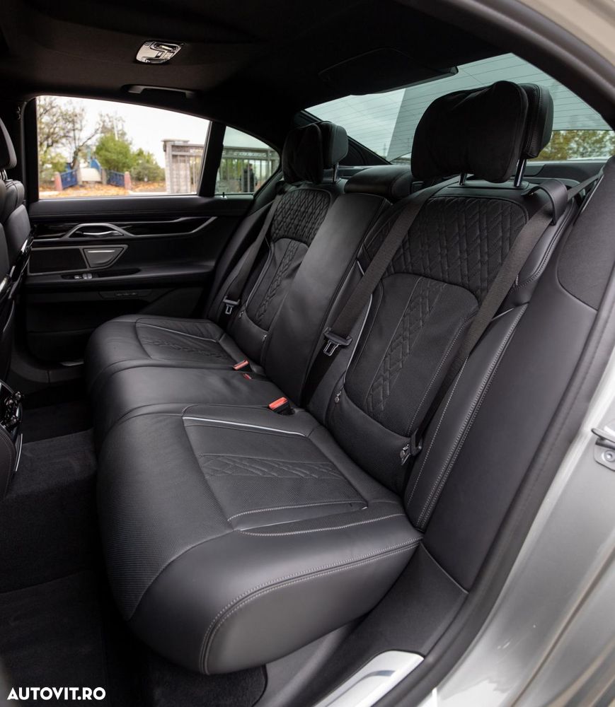BMW Seria 7 - 16