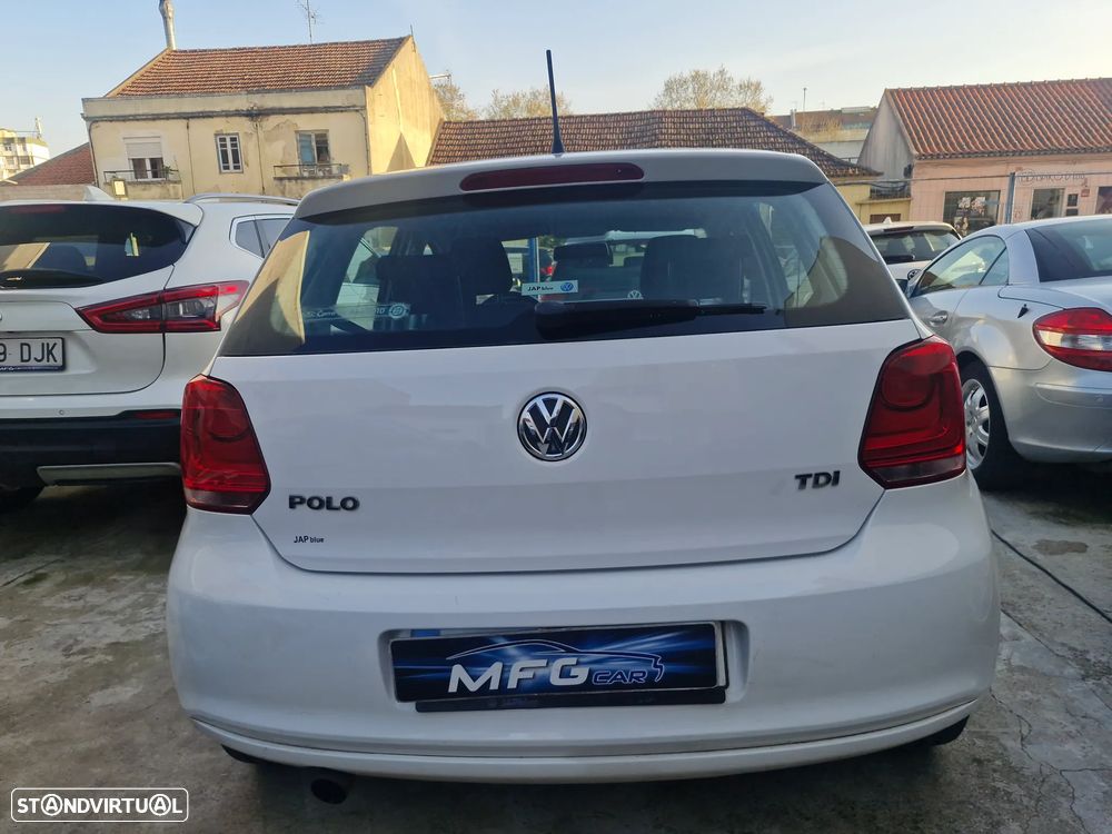 VW Polo 1.6 TDI Conforline DSG - 13
