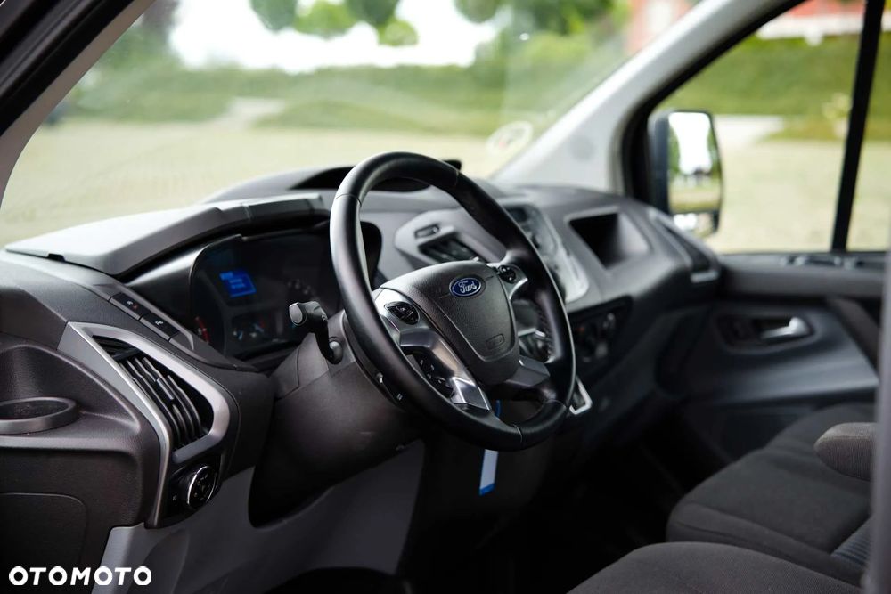 Ford Transit Custom - 12