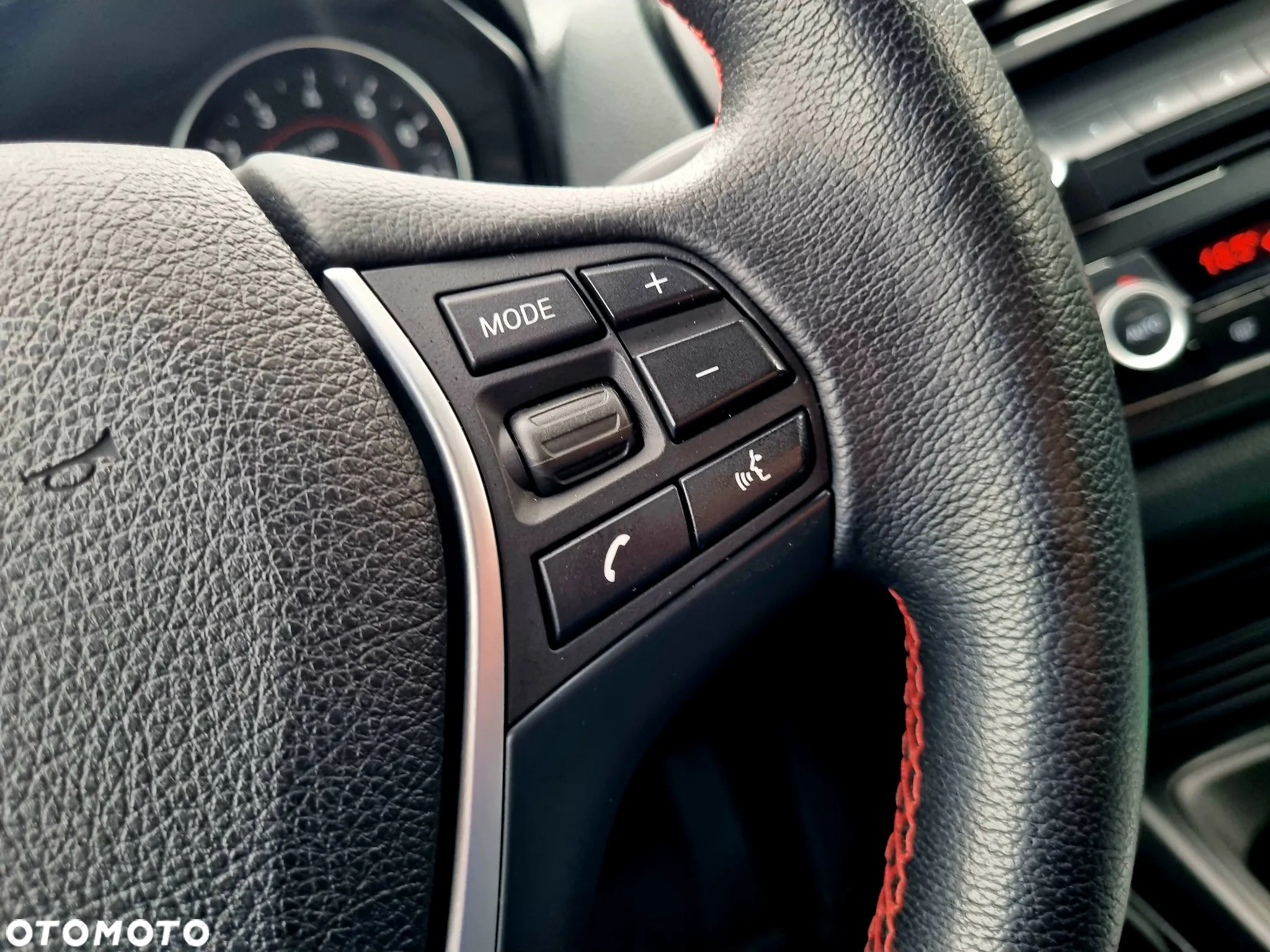 BMW Seria 1 118i Sport Line - 19