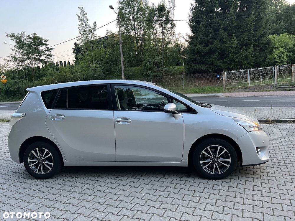 Toyota Verso 1.8 5-Sitzer Executive - 19