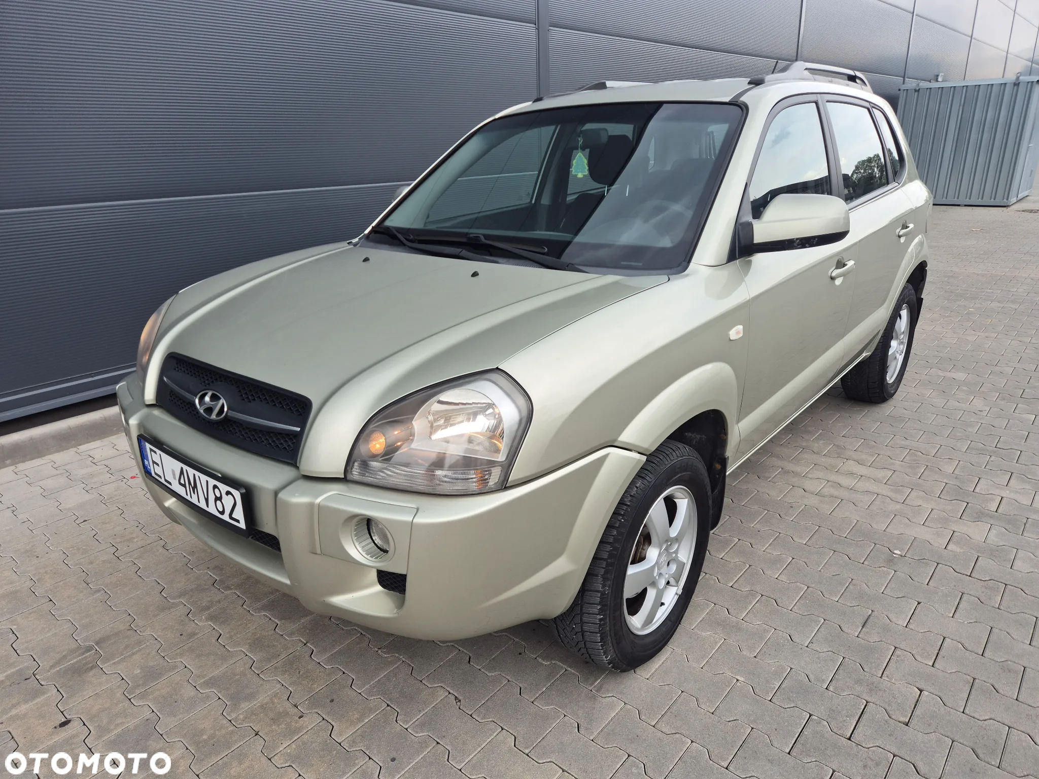 Hyundai Tucson 2.0 Comfort 2WD - 3