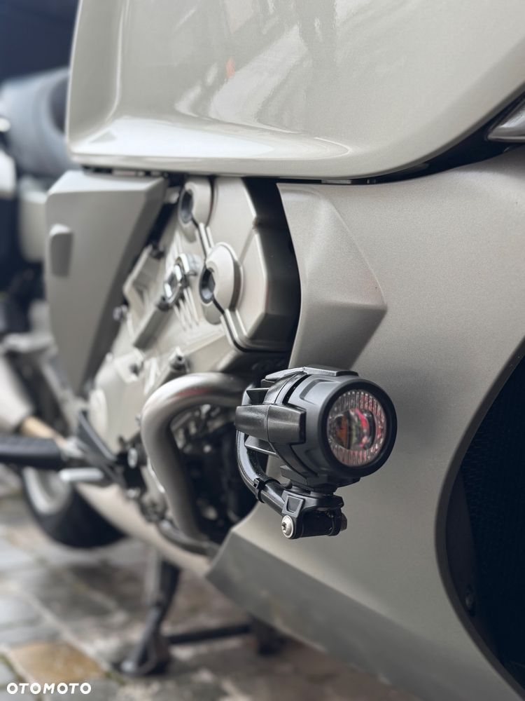 BMW K - 9