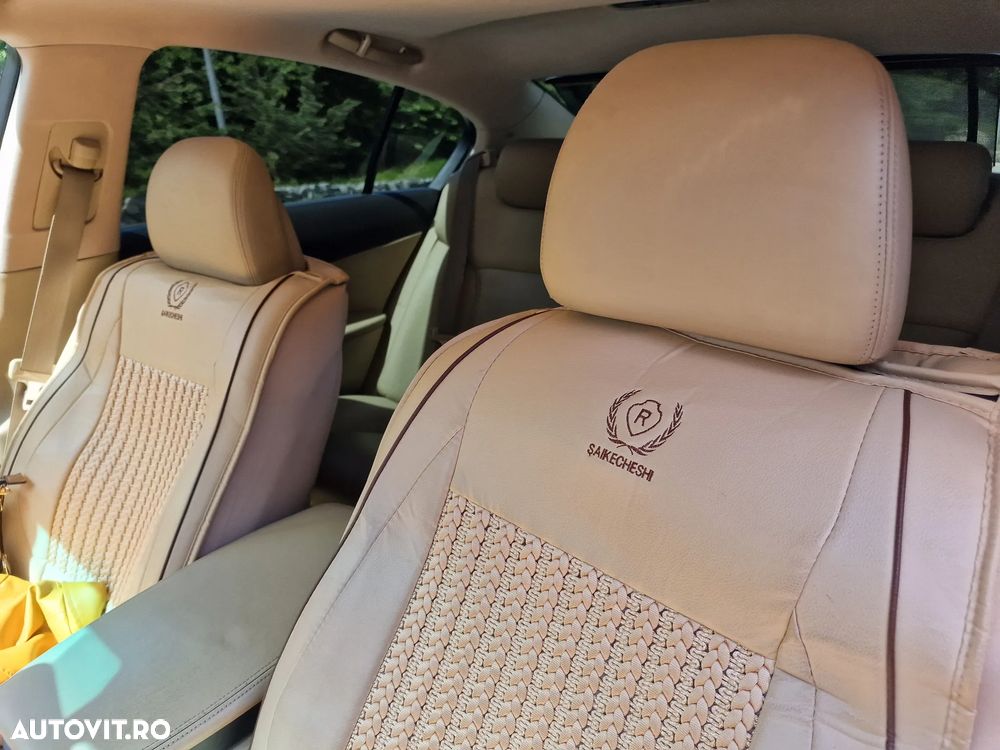 Lexus Seria GS - 14