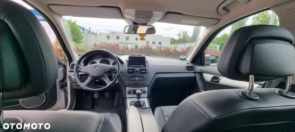 Mercedes-Benz Klasa C 220 CDI Avantgarde - 7