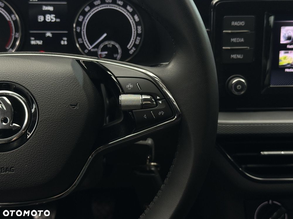 Skoda Scala 1.0 TSI Ambition - 24