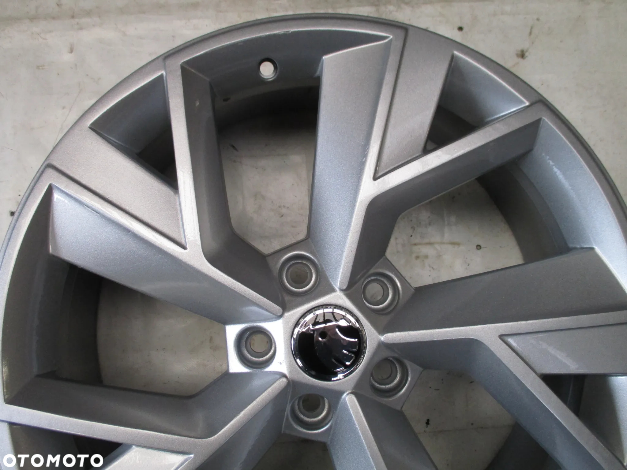 FELGI ALUMINIOWE 19 SKODA KODIAQ I KODIAQ I FACELIFT ET43 - 6