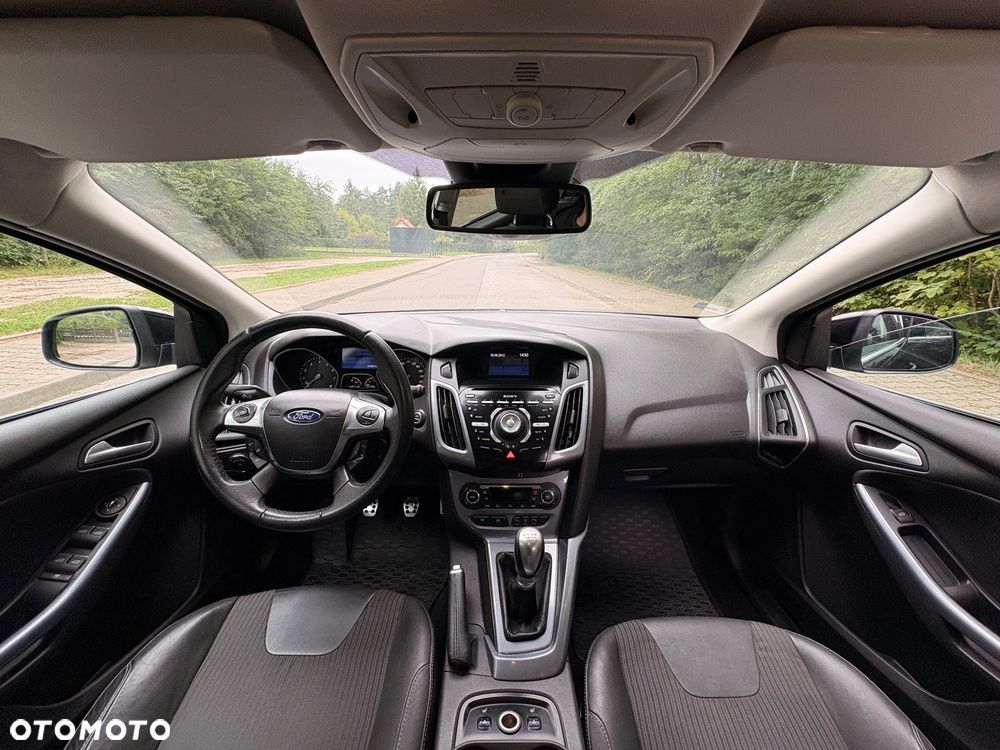 Ford Focus 1.0 EcoBoost Titanium - 10