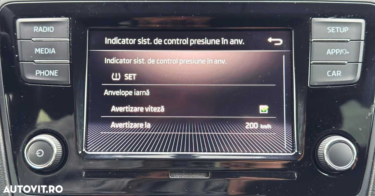 Skoda RAPID 1.4 TDI Active DSG - 30