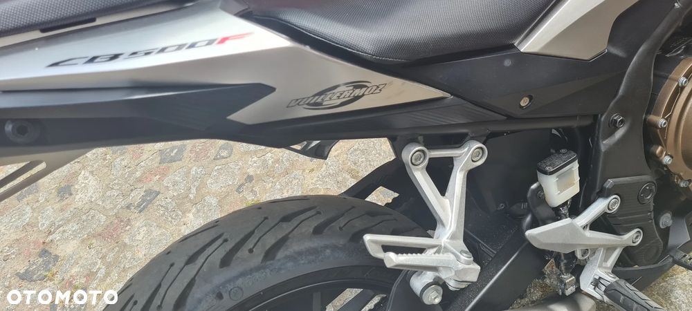Honda CB - 22