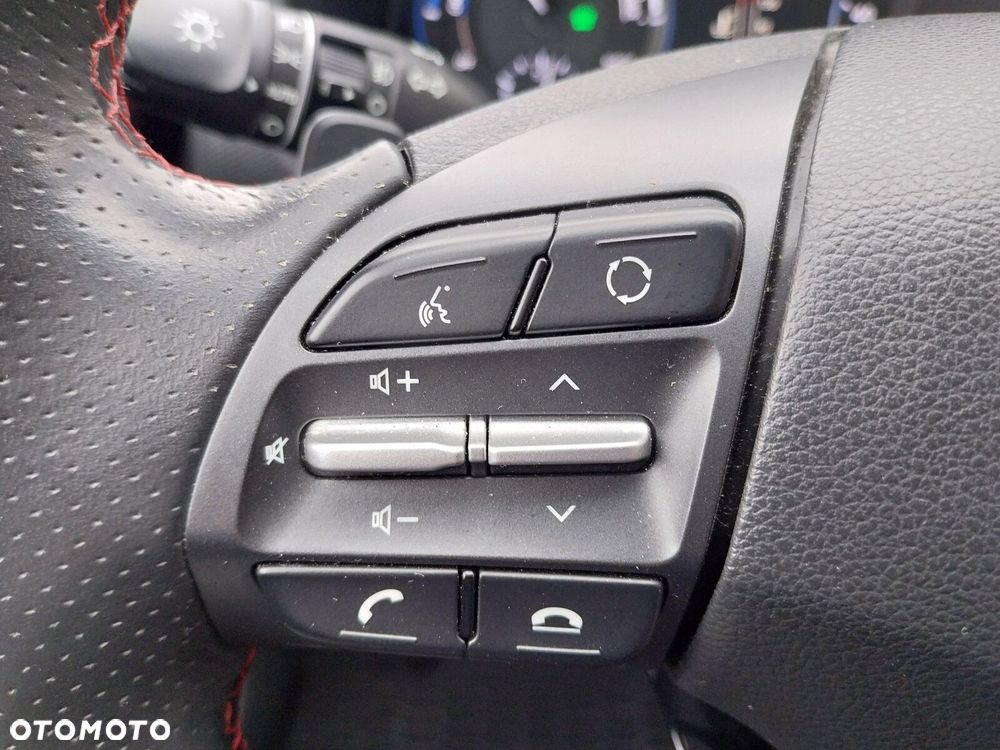 Hyundai Kona 1.6 GDI Hybrid Premium DCT - 16