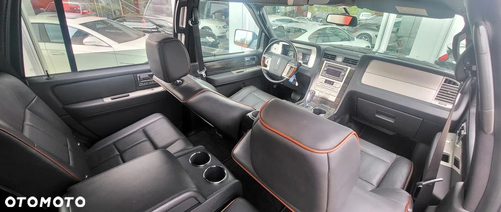 Lincoln Navigator 5.4 4WD Luxury - 17