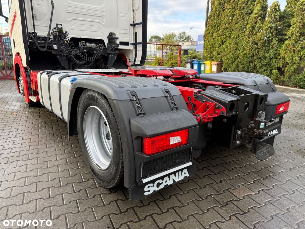Scania - 24