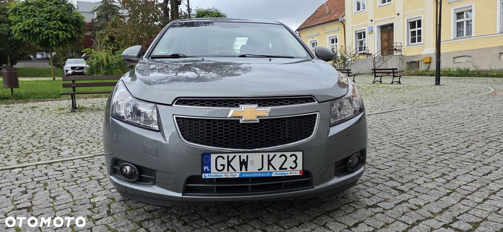 Chevrolet Cruze 1.8 LT+ - 12