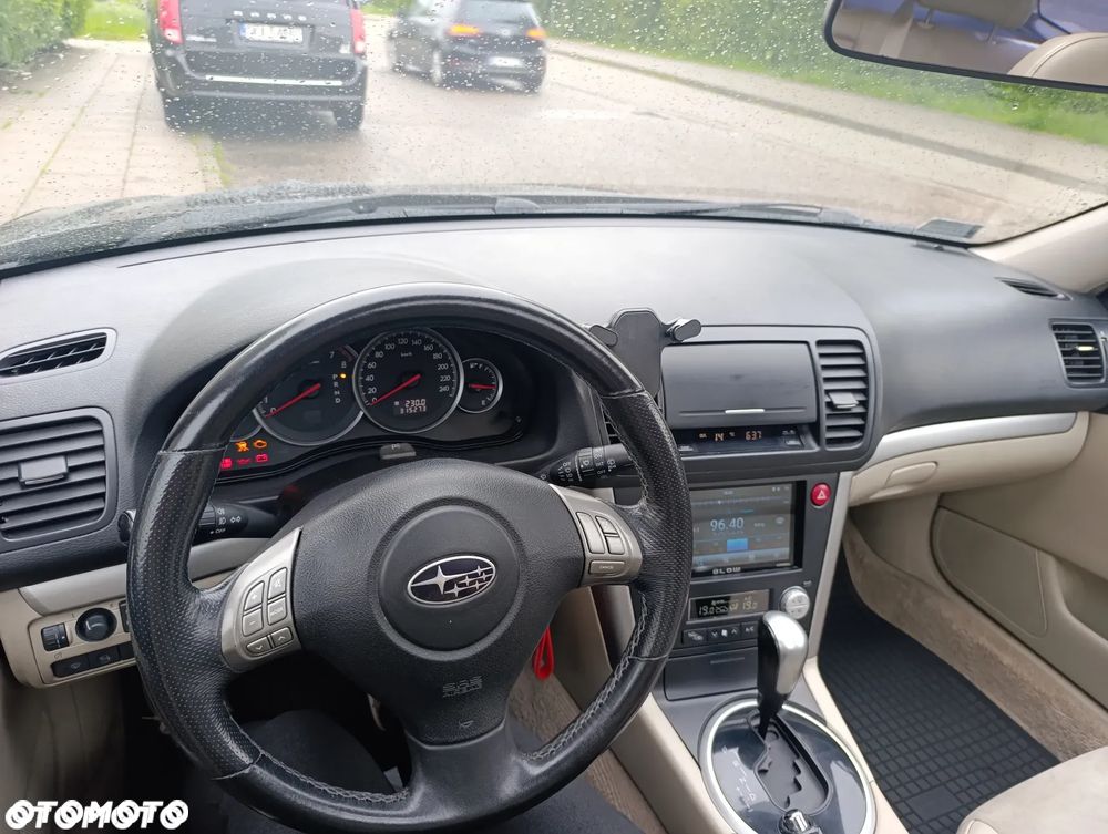 Subaru Outback - 7
