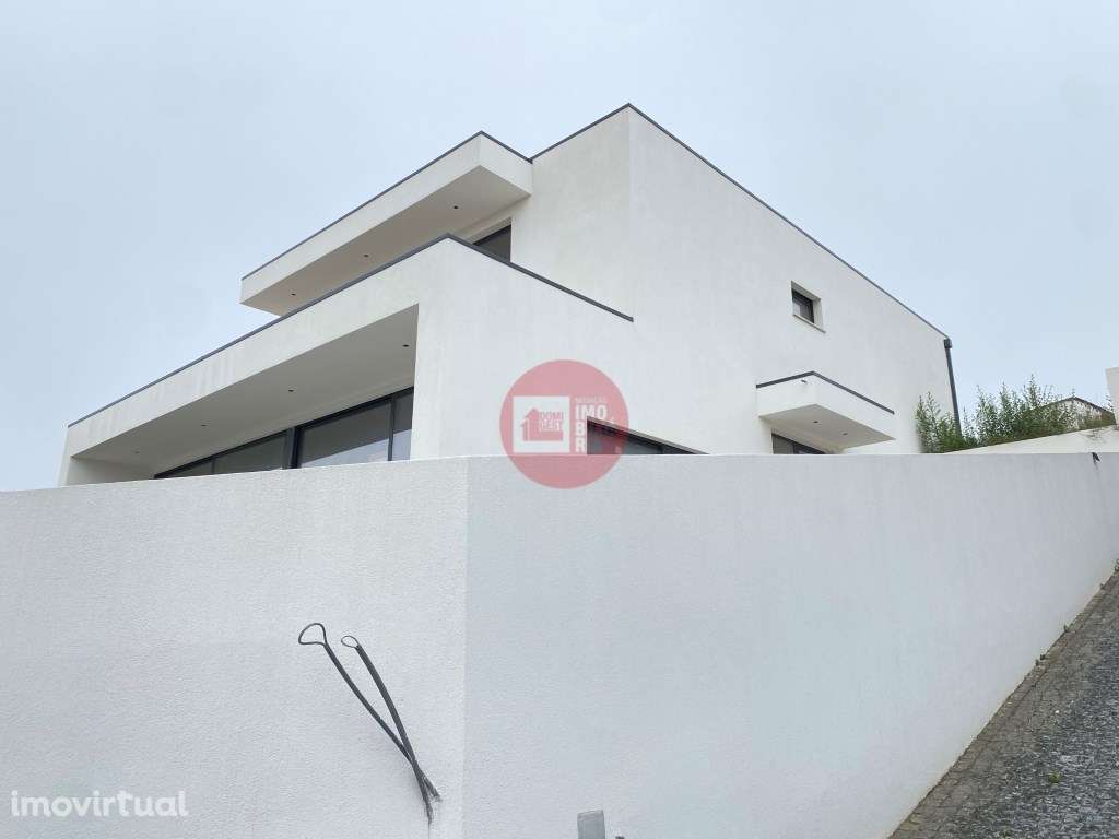 Moradia T4 à venda em Vila Nova de Famalicão - Grande imagem: 3/20