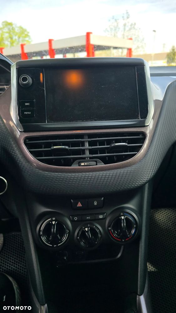 Peugeot 2008 1.2 Pure Tech Active - 19