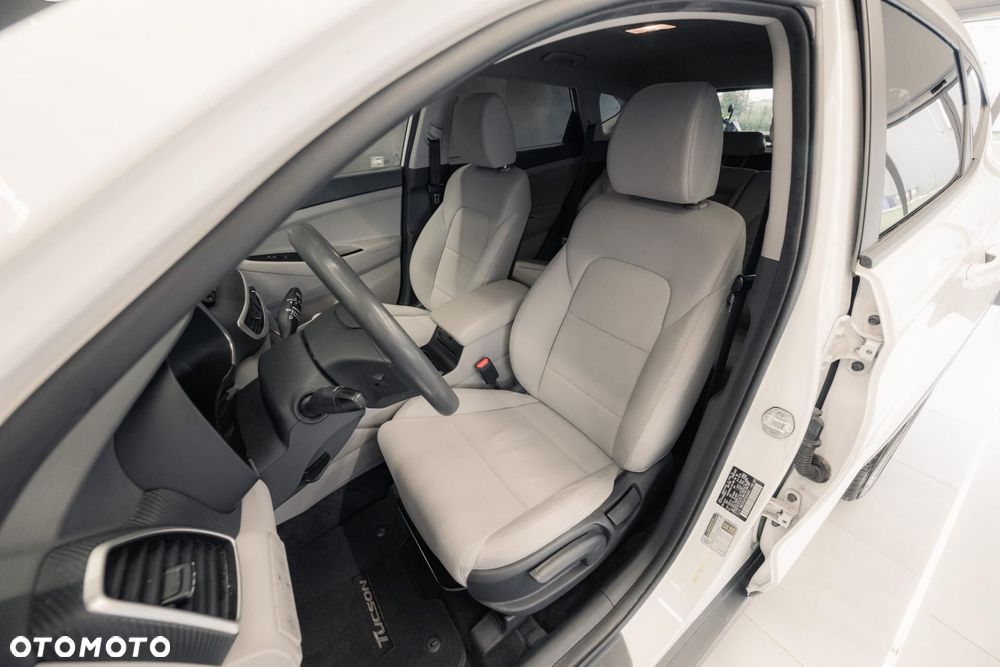 Hyundai Tucson - 13