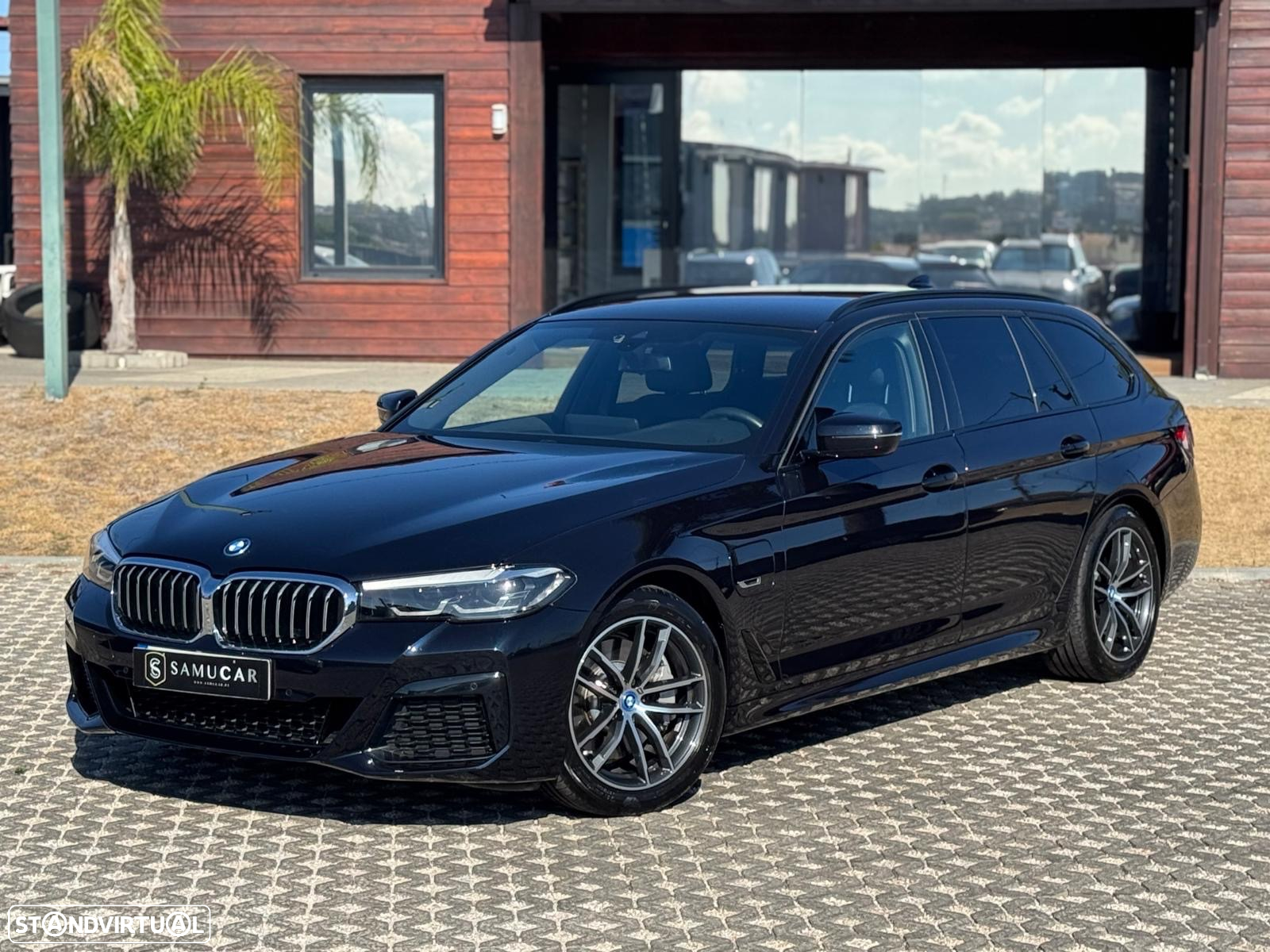 BMW 520 e Pack M - 5