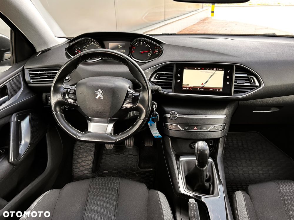 Peugeot 308 ver-1-6-hdi-outdoor - 23