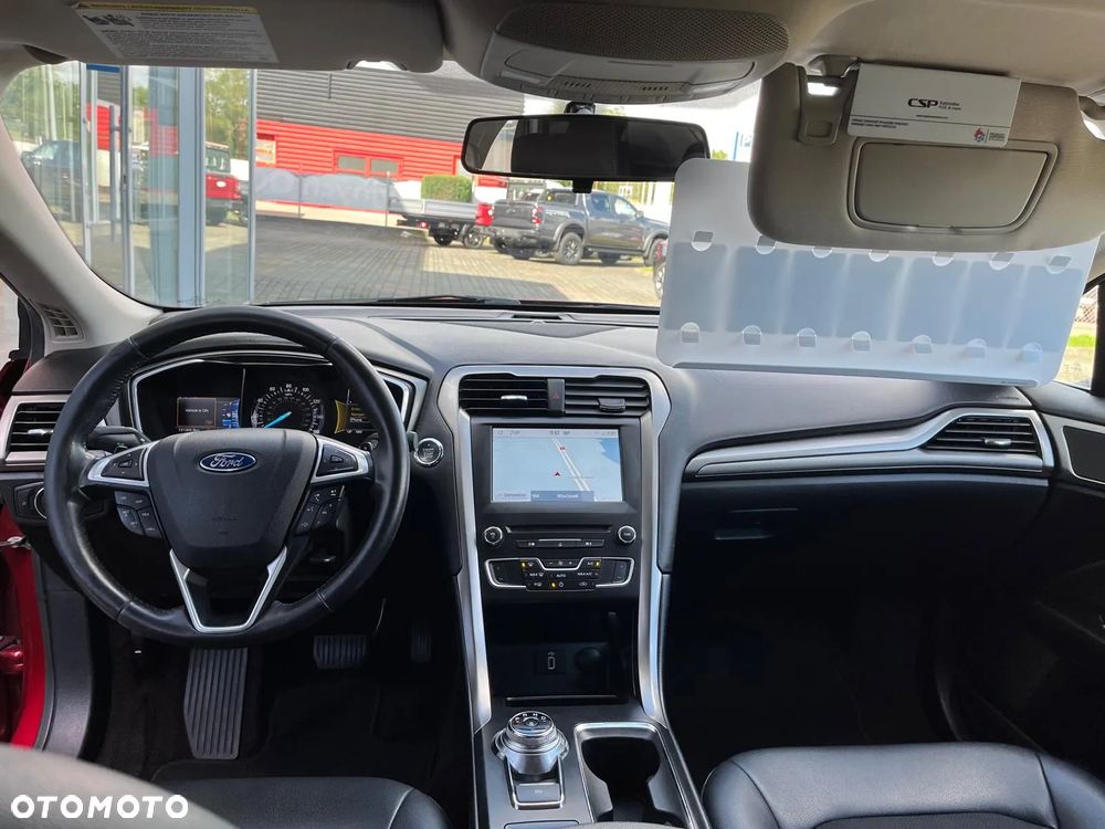 Ford Fusion - 18