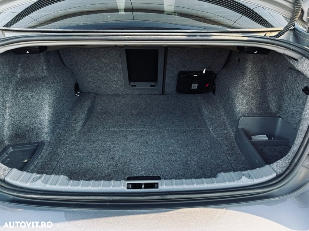 BMW Seria 3 320d Aut. xDrive Advantage - 16