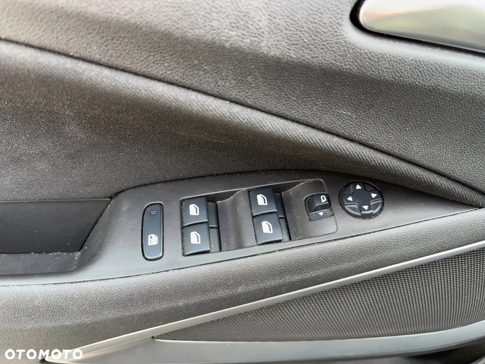 Opel Crossland X 1.2 T Edition S&S - 10