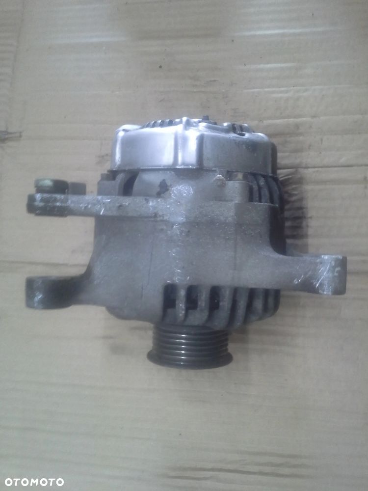 Alternator Toyota Corolla Verso 1.6 VVT-i - 4