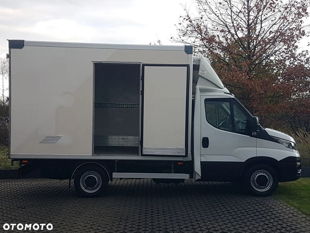 Iveco DAILY 6EP CHŁODNIA MROŹNIA IZOTERMA AGREGAT THERMO KING V-200 MAX GRZANIE 3,41x2,09x2,10 - 39