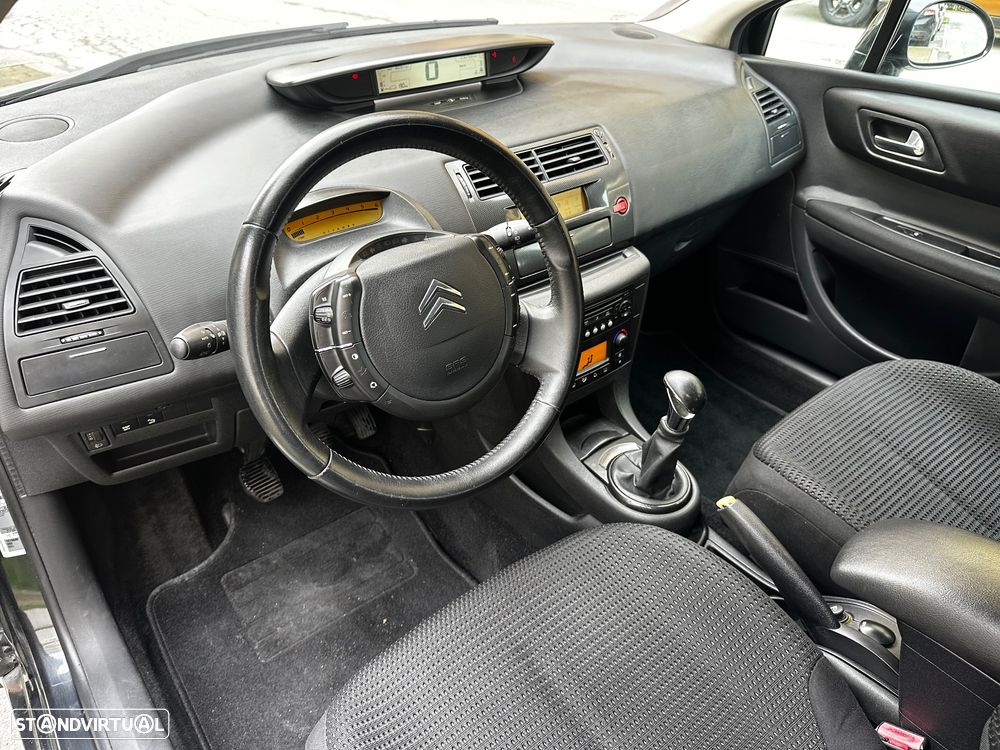 Citroën C4 HDi 110 FAP VTR Plus - 20