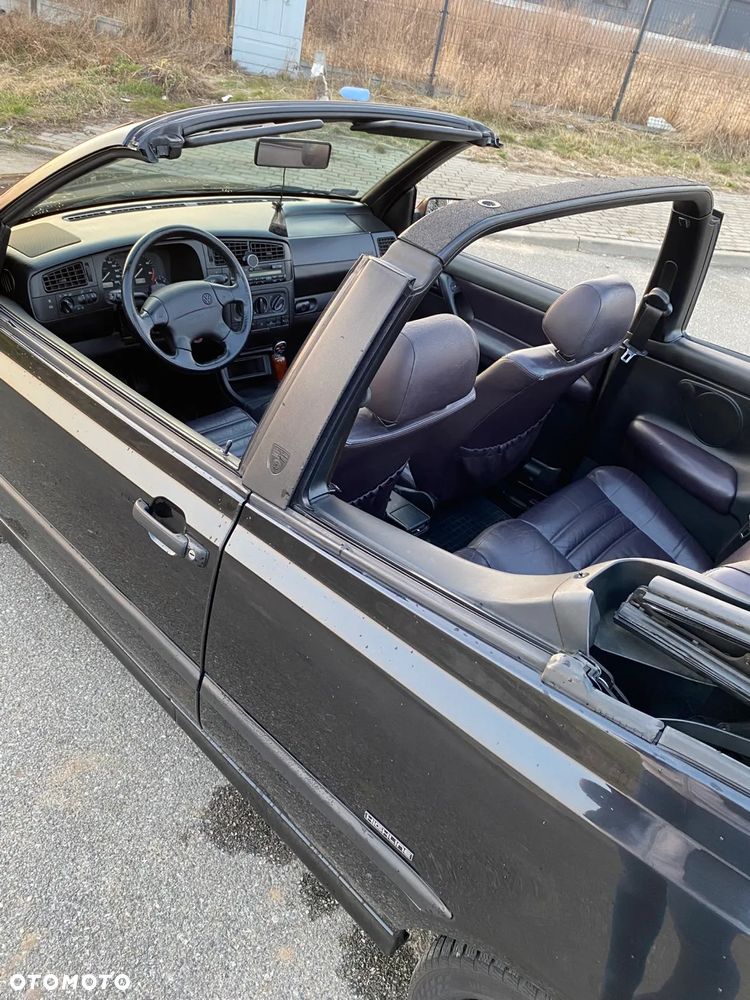 Volkswagen Golf - 28