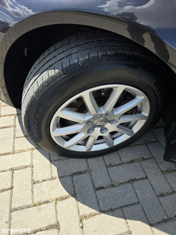 Audi A4 Avant - 32