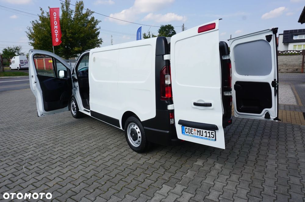 Opel Vivaro - 12