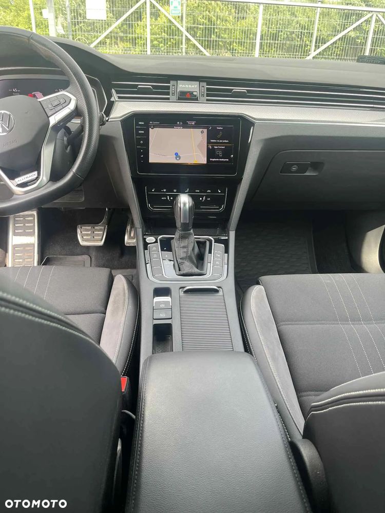 Volkswagen Passat 2.0 TDI 4Mot Elegance DSG - 11