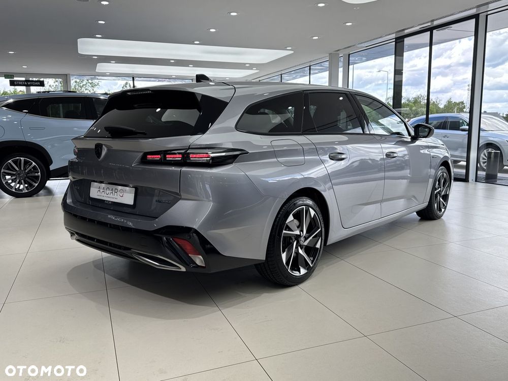 Peugeot 308 1.6 Hybrid PHEV Allure Pack EAT8 - 5