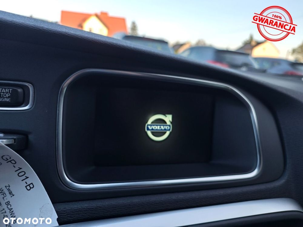 Volvo V40 D2 Drive-E R-Design Kinetic - 22